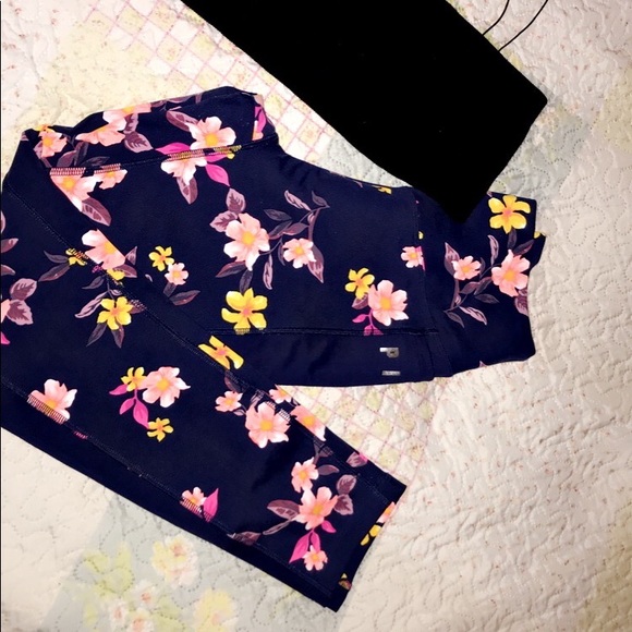 pink victoria secret leggings - Picture 5 of 6